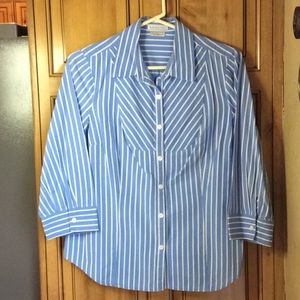 FINAL SALE PRICE Van Heusen Studio LS Blouse in Large